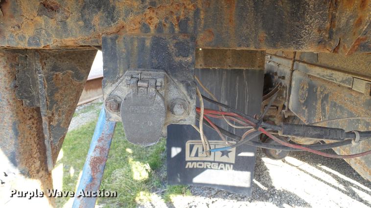 image for item DC5737 2005 International 4400 box truck