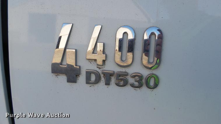 image for item DC5737 2005 International 4400 box truck