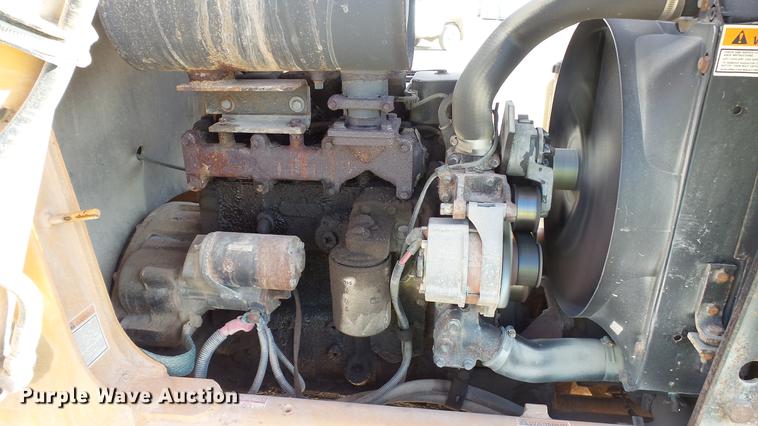 image for item DC5738 Case 570L XT industrial loader