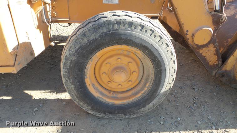 image for item DC5738 Case 570L XT industrial loader