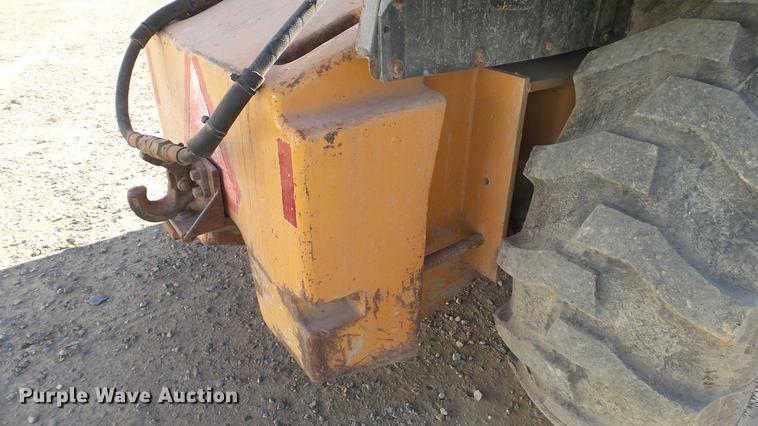 image for item DC5738 Case 570L XT industrial loader