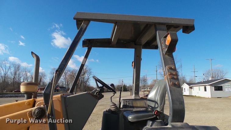 image for item DC5738 Case 570L XT industrial loader