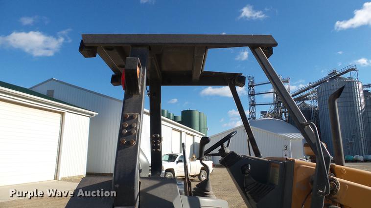 image for item DC5738 Case 570L XT industrial loader