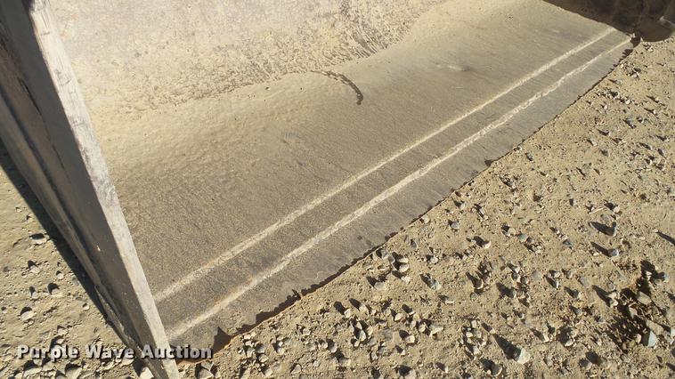 image for item DC5738 Case 570L XT industrial loader