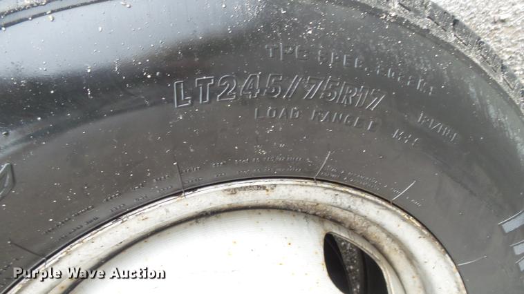 image for item DC5739 2007 Ford F350 Super Duty Crew Cab utility bed pickup truck