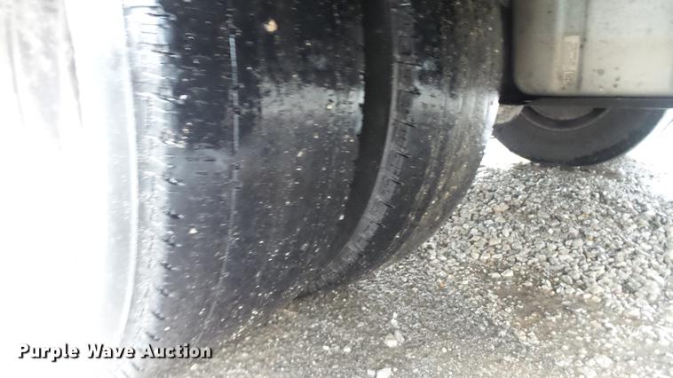 image for item DC5739 2007 Ford F350 Super Duty Crew Cab utility bed pickup truck