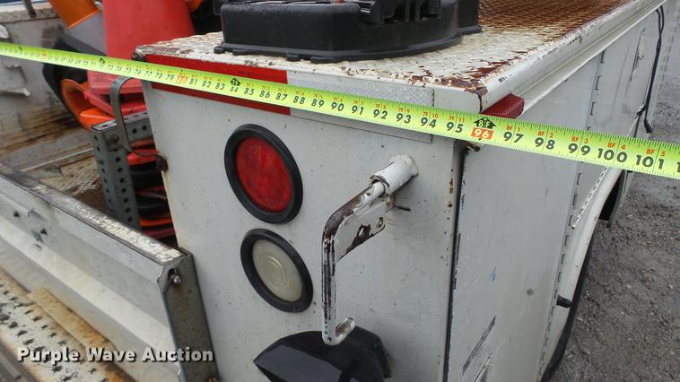 image for item DC5739 2007 Ford F350 Super Duty Crew Cab utility bed pickup truck