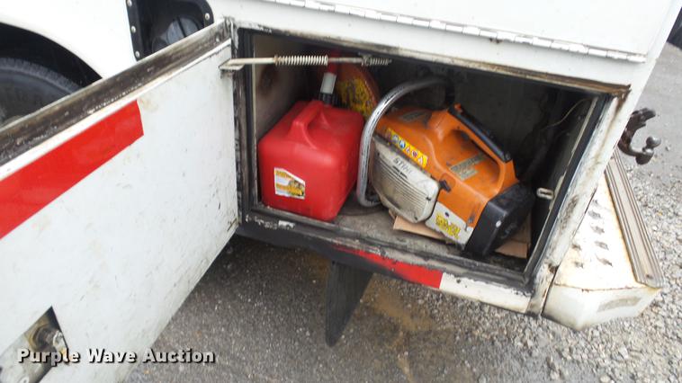 image for item DC5739 2007 Ford F350 Super Duty Crew Cab utility bed pickup truck