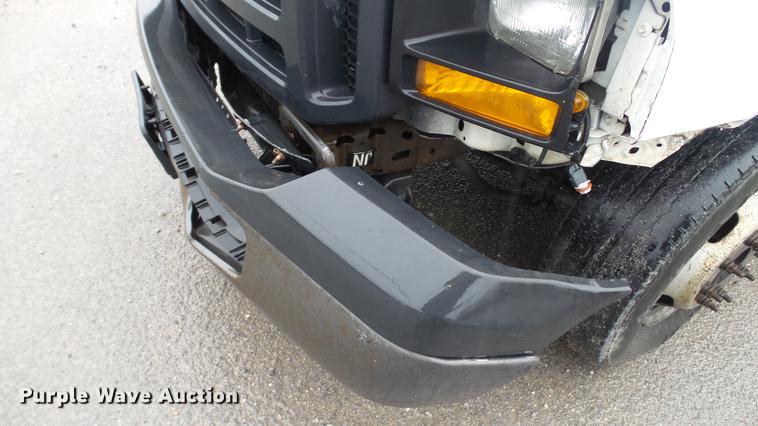 image for item DC5739 2007 Ford F350 Super Duty Crew Cab utility bed pickup truck