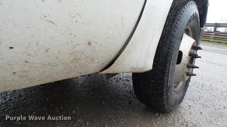 image for item DC5739 2007 Ford F350 Super Duty Crew Cab utility bed pickup truck