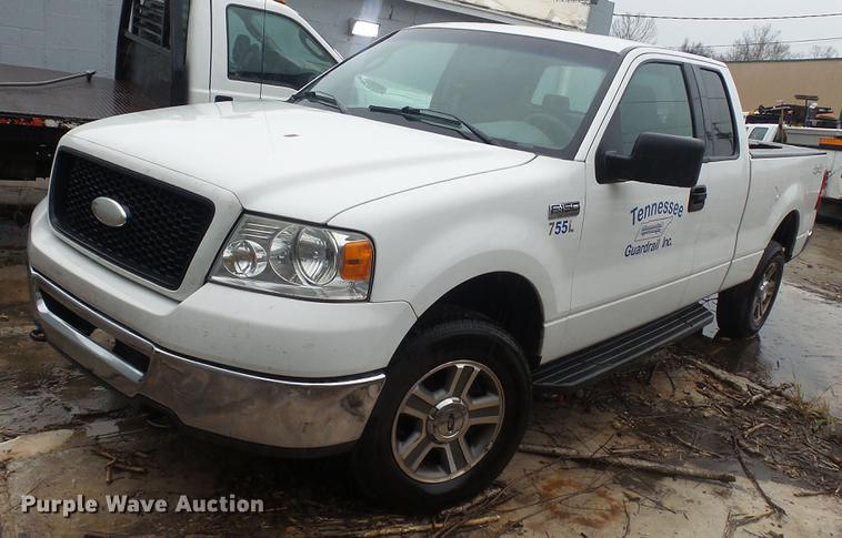 image for item DC5740 2006 Ford F150 SuperCab pickup truck