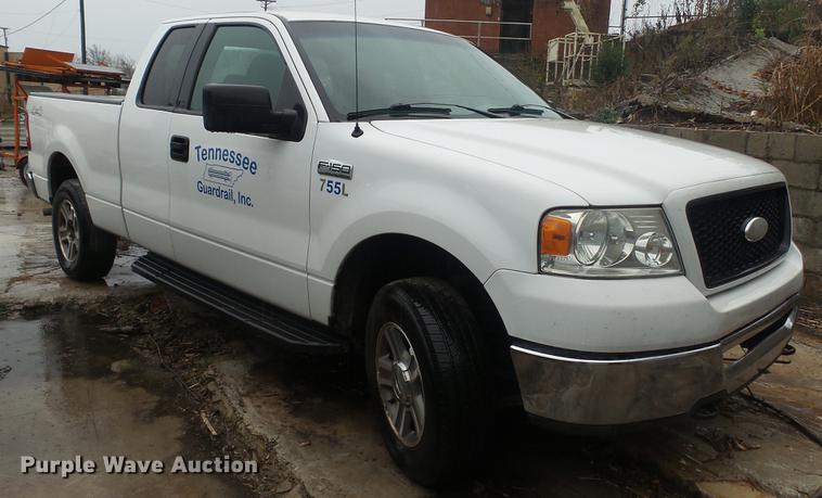 image for item DC5740 2006 Ford F150 SuperCab pickup truck