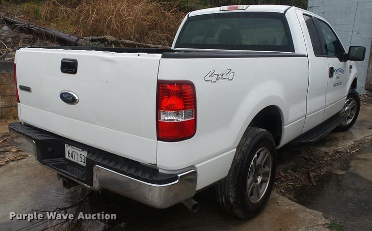 image for item DC5740 2006 Ford F150 SuperCab pickup truck