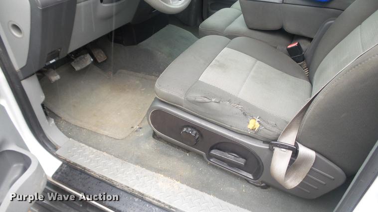 image for item DC5740 2006 Ford F150 SuperCab pickup truck