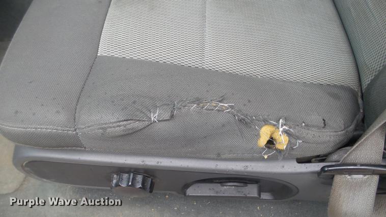 image for item DC5740 2006 Ford F150 SuperCab pickup truck