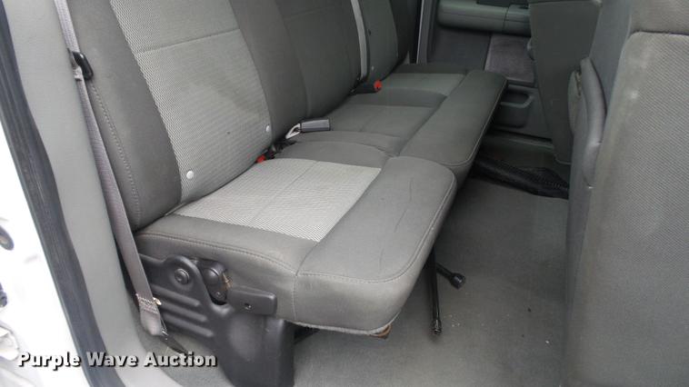 image for item DC5740 2006 Ford F150 SuperCab pickup truck