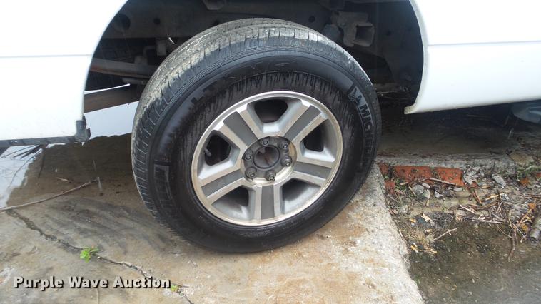 image for item DC5740 2006 Ford F150 SuperCab pickup truck