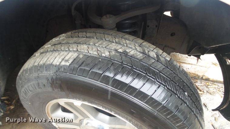 image for item DC5740 2006 Ford F150 SuperCab pickup truck