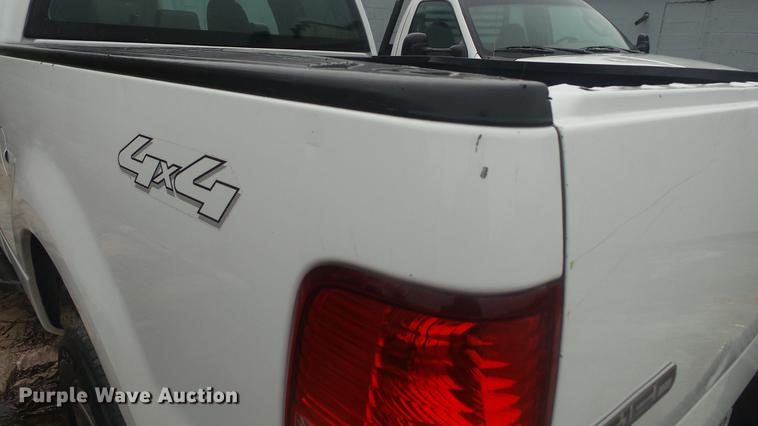 image for item DC5740 2006 Ford F150 SuperCab pickup truck