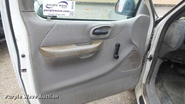 image for item DC5741 1999 Ford F150 SuperCab pickup truck