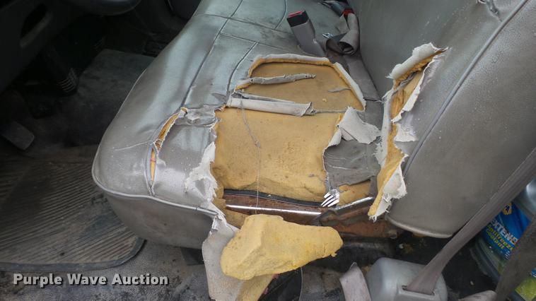 image for item DC5741 1999 Ford F150 SuperCab pickup truck