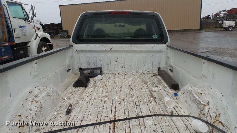 image for item DC5741 1999 Ford F150 SuperCab pickup truck