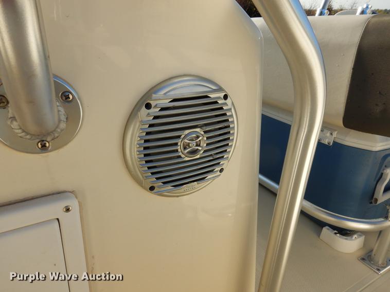 image for item DC5979 2016 Key Largo 2000 WI boat and trailer