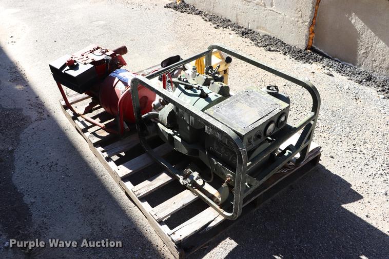 image for item DC6805 Generators and pump