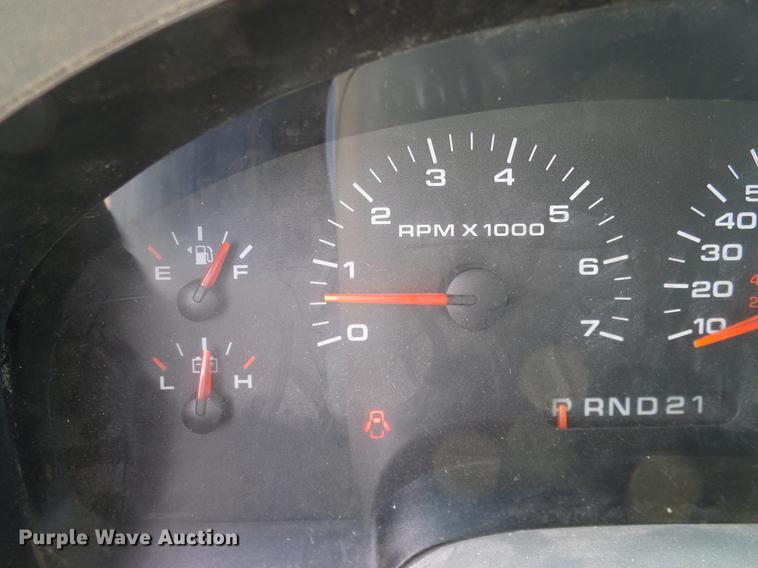 image for item DD1455 2006 Ford F150 pickup truck