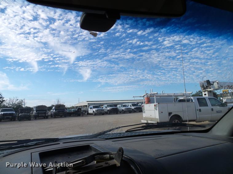 image for item DD1455 2006 Ford F150 pickup truck