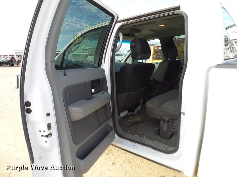 image for item DD1455 2006 Ford F150 pickup truck