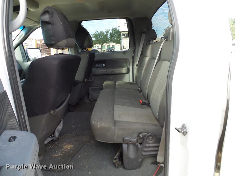 image for item DD1455 2006 Ford F150 pickup truck