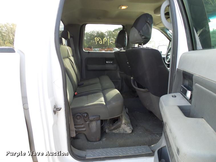 image for item DD1455 2006 Ford F150 pickup truck