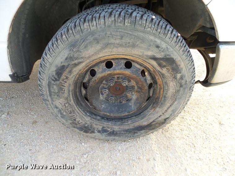 image for item DD1455 2006 Ford F150 pickup truck