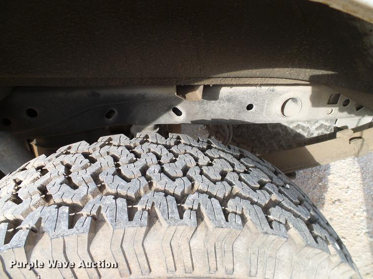 image for item DD1455 2006 Ford F150 pickup truck