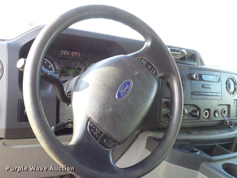 image for item DD1456 2011 Ford E350 Super Duty Extended van