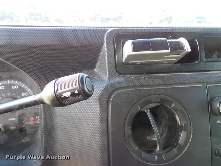 image for item DD1456 2011 Ford E350 Super Duty Extended van