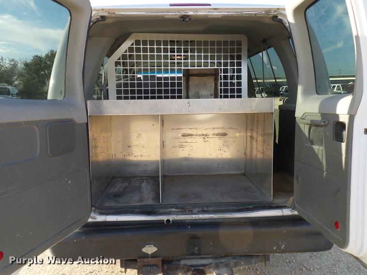 image for item DD1456 2011 Ford E350 Super Duty Extended van