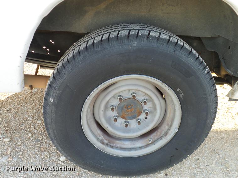 image for item DD1456 2011 Ford E350 Super Duty Extended van