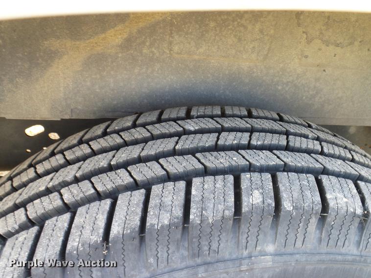 image for item DD1456 2011 Ford E350 Super Duty Extended van