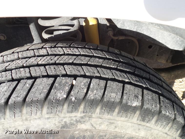 image for item DD1456 2011 Ford E350 Super Duty Extended van