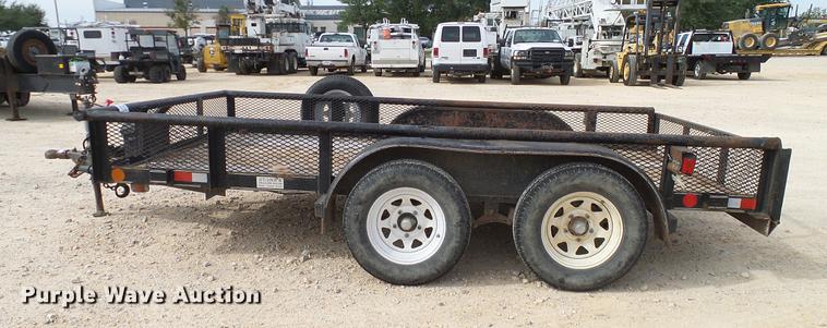 image for item DD1458 2005 Texas Bragg EA12P70 utility trailer