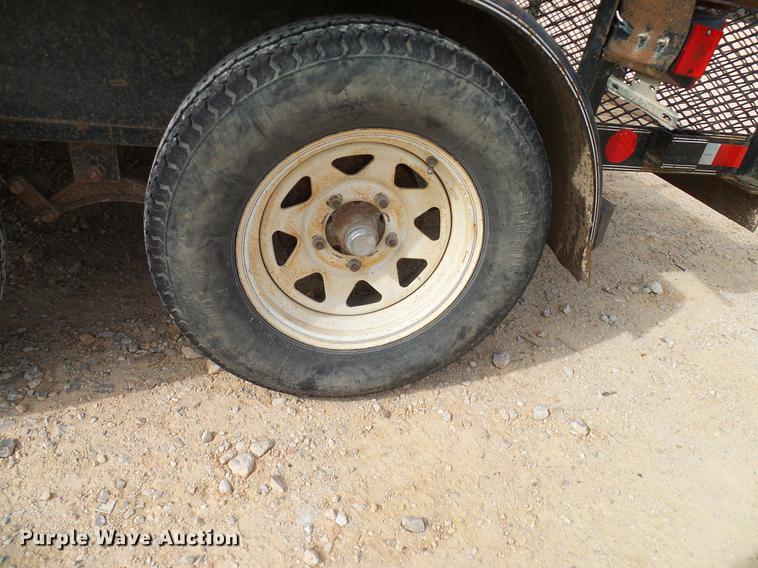 image for item DD1458 2005 Texas Bragg EA12P70 utility trailer