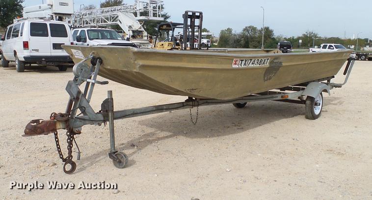 image for item DD1459 1985 Polar Kraft boat