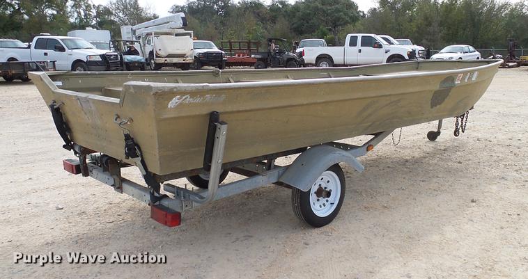 image for item DD1459 1985 Polar Kraft boat