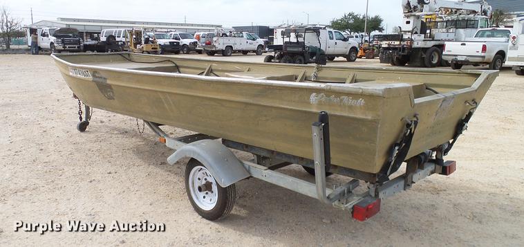 image for item DD1459 1985 Polar Kraft boat