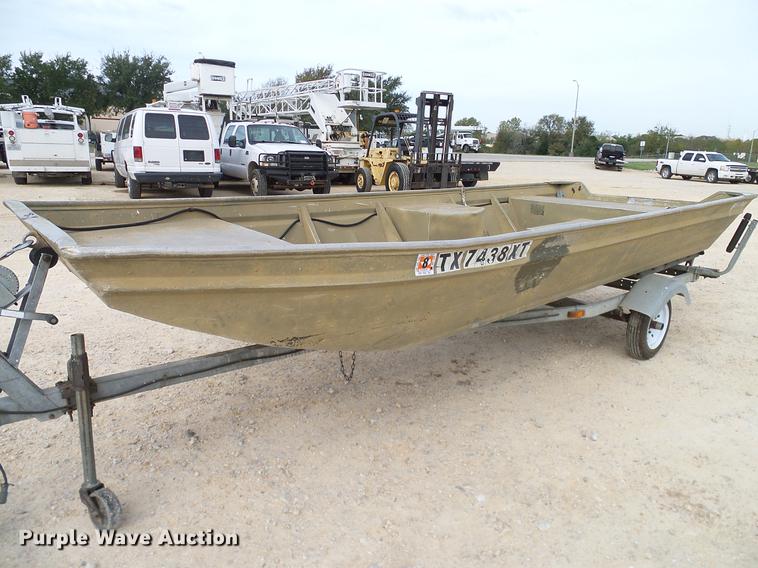 image for item DD1459 1985 Polar Kraft boat