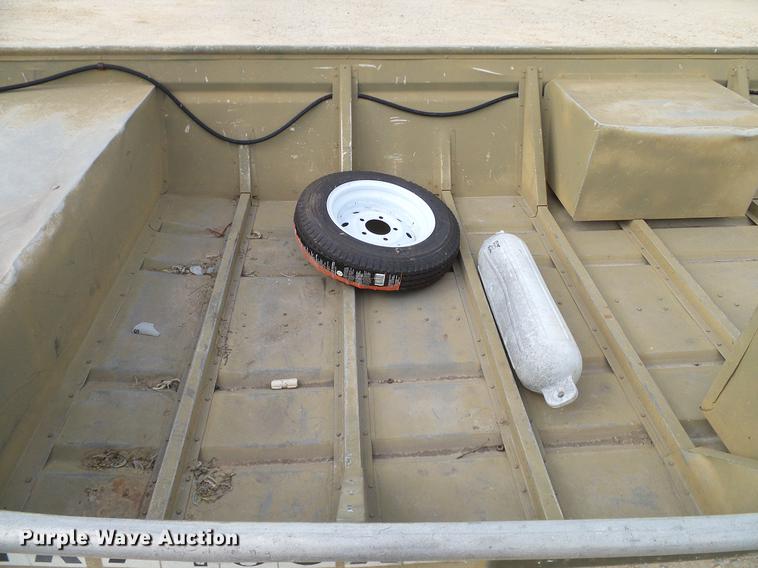 image for item DD1459 1985 Polar Kraft boat