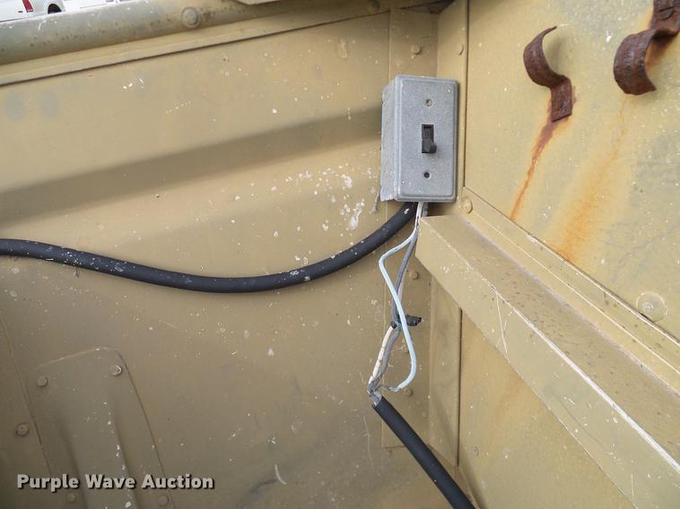 image for item DD1459 1985 Polar Kraft boat