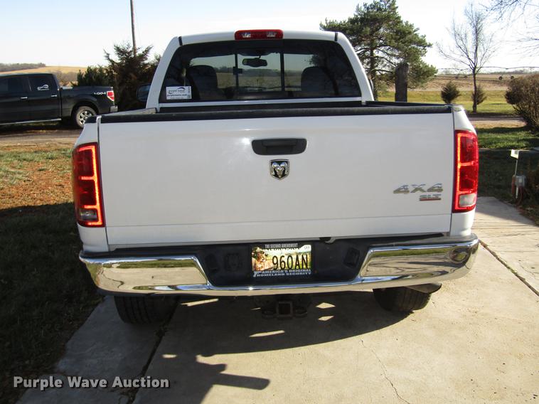 image for item DD2970 2005 Dodge Ram 1500 SLT pickup truck